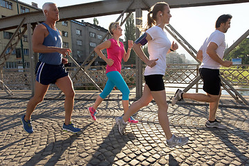 Image showing people group jogging