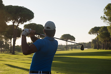 Image showing golf player