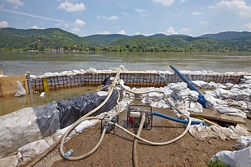 Image showing Water Pumping Machines