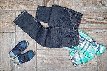 Image showing Flat lay picture of boy\'s casual outfit.