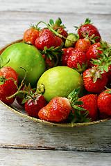 Image showing Strawberry and lime