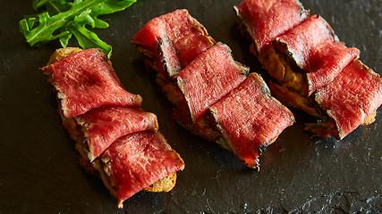 Image showing bruschetta with roasted beef