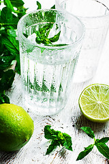 Image showing cocktail with lime and mint