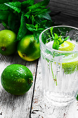 Image showing cocktail with lime and mint