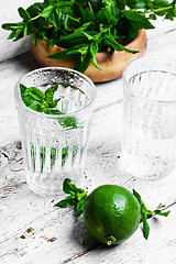 Image showing cocktail with lime and mint