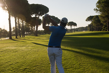 Image showing golf player