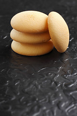 Image showing Pile of sponge cakes