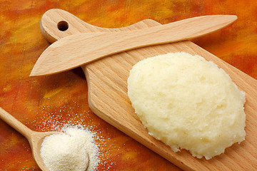 Image showing Loaf from boiled wheat semolina (farina)