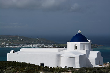 Image showing Chapel near Sarakiniko, Paros, Greece