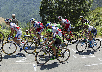 Image showing The Peloton on Col d'Aspin - Tour de France 2015