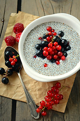 Image showing chia seed pudding with fresh berries