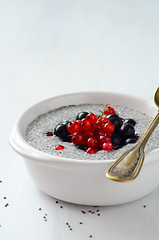 Image showing chia seed pudding with fresh berries