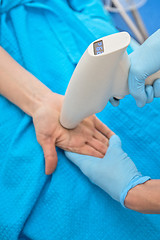 Image showing Procedure against hyperhidrosis