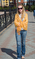 Image showing Walking girl