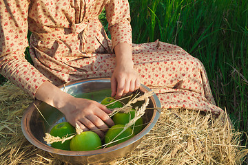 Image showing The healthy rural life. The woman in the green field