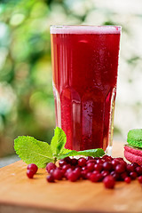 Image showing fruit drink with cranberries