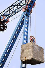 Image showing Counterweight on the cable car