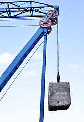 Image showing Counterweight on the cable car