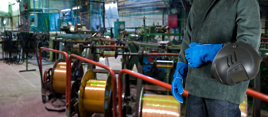 Image showing Worker welder at factory