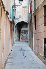 Image showing A narrow street in Barselona