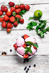 Image showing ice cream with strawberries