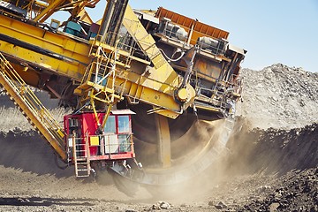 Image showing Huge mining machine