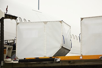 Image showing Loading of cargo containers