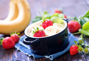 Image showing strawberry with banana