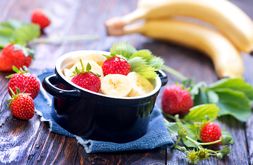 Image showing strawberry with banana