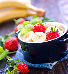 Image showing strawberry with banana