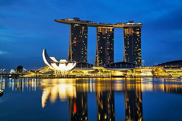 Image showing Overview of the marina bay with Marina Bay Sands