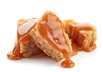 Image showing caramel and oat cookies with caramel sauce