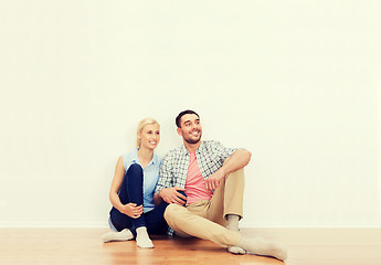 Image showing happy couple moving to new home