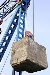 Image showing Counterweight on the cable car