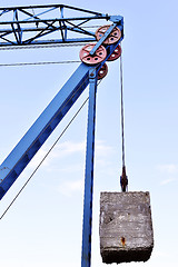 Image showing Counterweight on the cable car