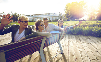 Image showing group of students or teenagers hanging out