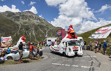 Image showing Le Gaulois Caravan - Tour de France 2015