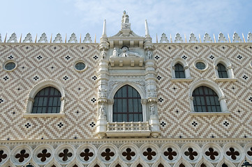 Image showing Facade of palace pazzia san marco