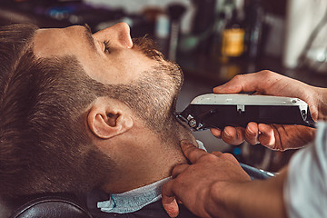 Image showing Hipster client visiting barber shop