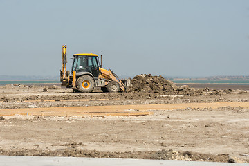 Image showing Excavator prepare the site for construction