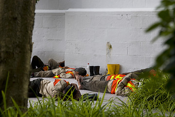 Image showing Workers taking a break