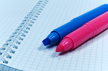 Image showing two colored markers