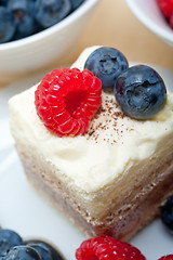 Image showing fresh raspberry and blueberry cake