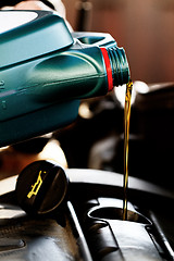 Image showing Fresh motor oil