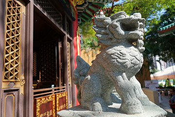 Image showing Classical Chinese lion statue