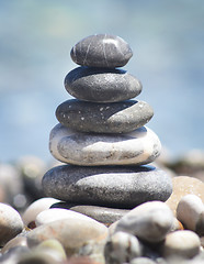 Image showing balancing pebble tower