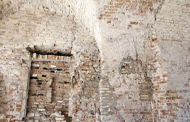 Image showing crumbling old building  