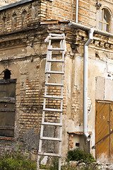 Image showing old crumbling building  