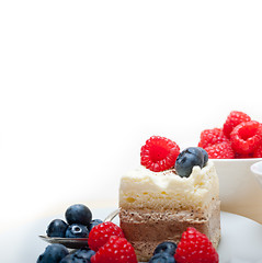 Image showing fresh raspberry and blueberry cake