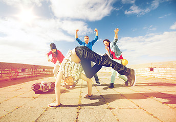 Image showing group of teenagers dancing